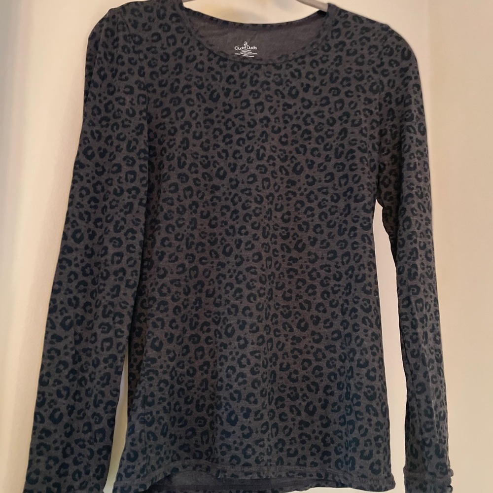 Cuddl Duds small long sleeve shirt leopard print